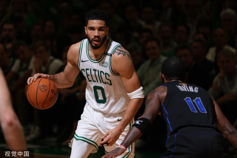 他需要适应 他需要适应